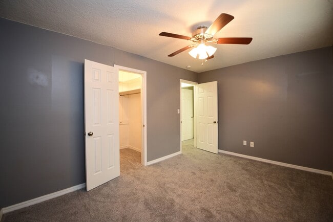 Building Photo - 7811 South College Ave E