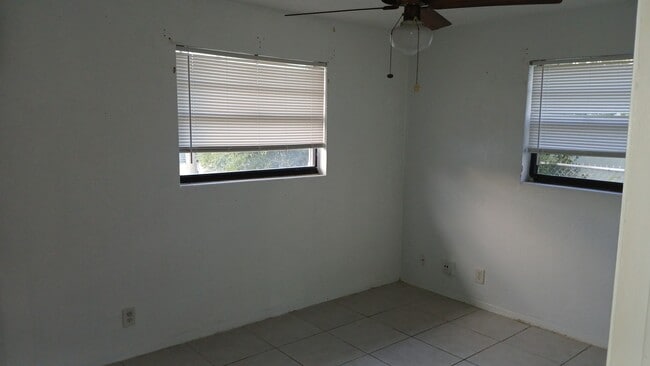 Bedroom 1 Street view - 211 Sandy Cir