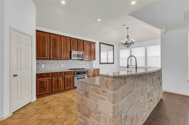Building Photo - 404 Wentworth Dr