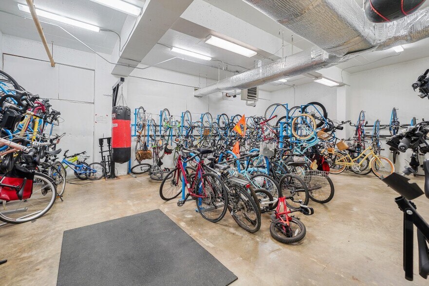 Building Photo - 1311 Delaware Ave SW