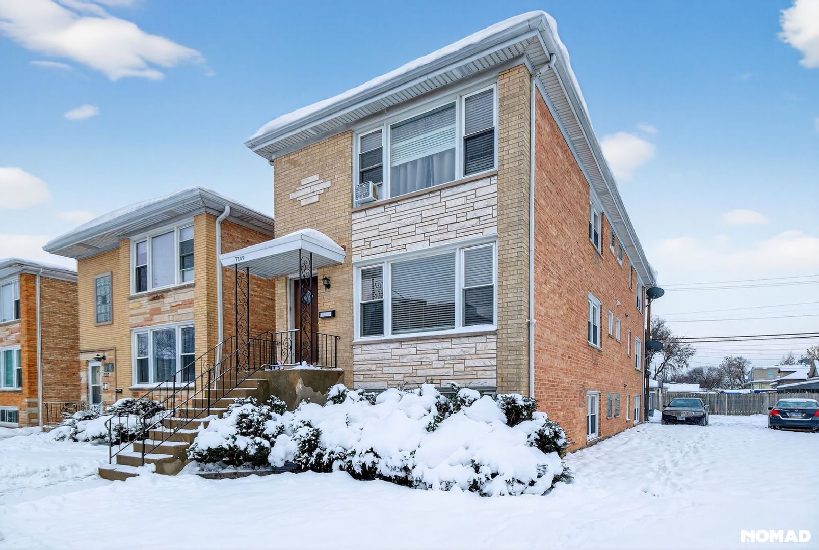 Building Photo - 7249 W Belmont Ave