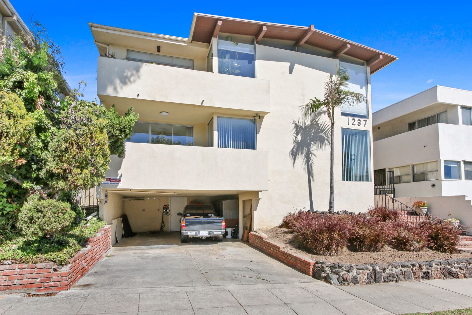 Building Photo - 1237 Berkeley St