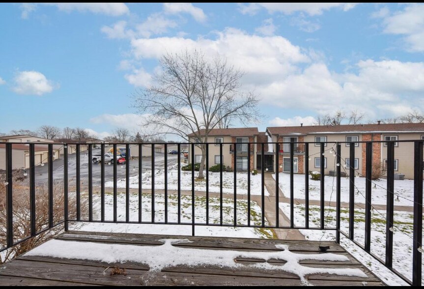 Building Photo - N115W17113 Armada Dr