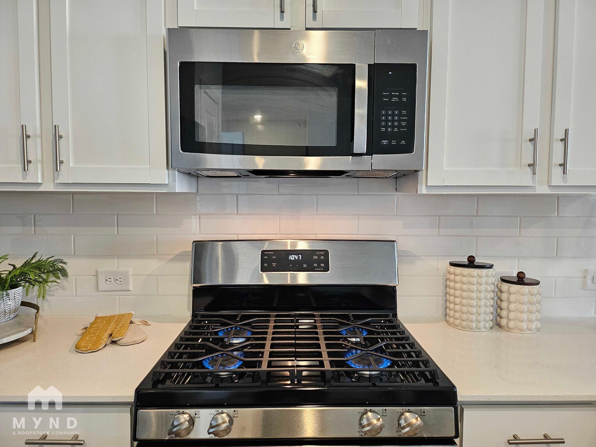 Building Photo - 2732 Ctr Crk Ln