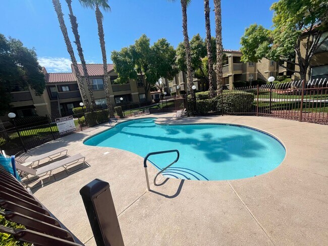 Building Photo - 2300 E Silverado Ranch Blvd