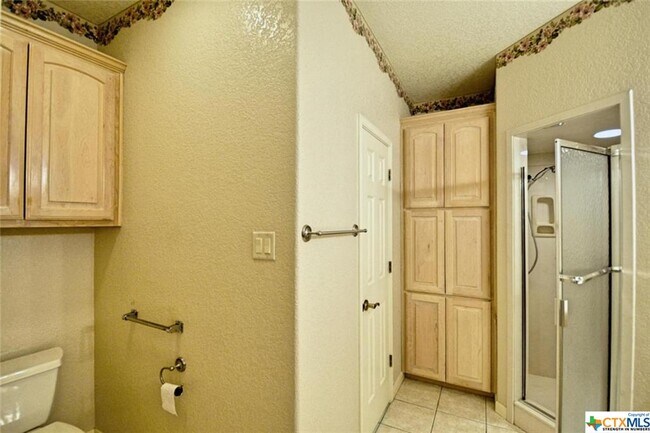 Building Photo - 2725 Diamond Trail