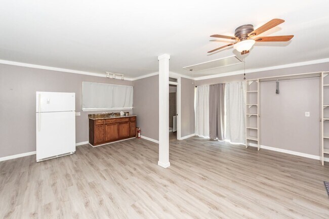 Building Photo - 3347 Walter Dr