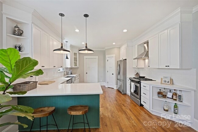 Building Photo - 126 N Smallwood Pl