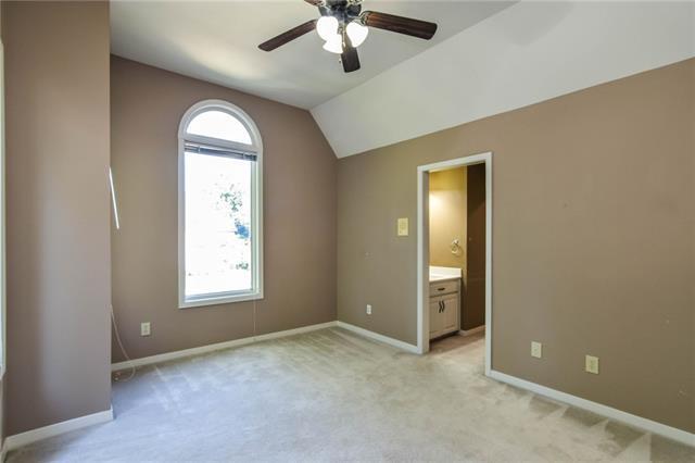Building Photo - 1113 Shady Oaks Cir