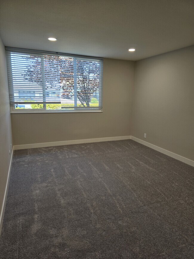 Floorplan - Crestview Apartments