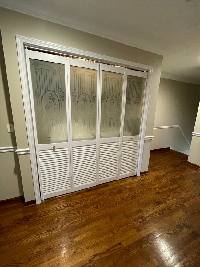 Building Photo - 4 N Tower Rd