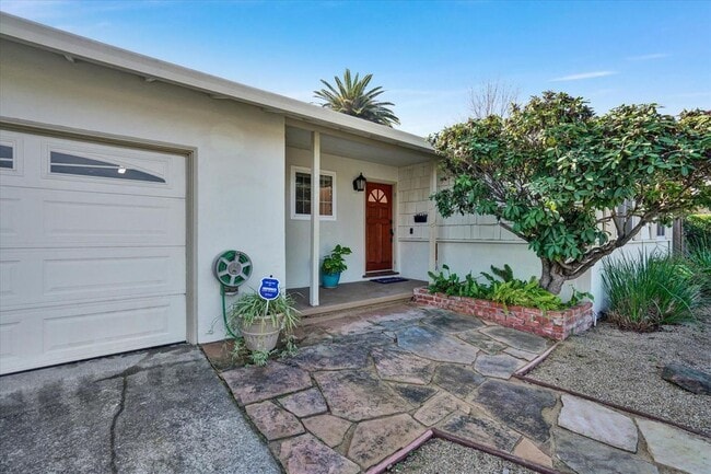 Building Photo - 1966 Westover Dr