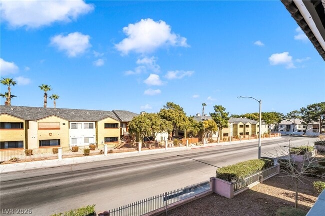 Building Photo - 511 Bass Dr