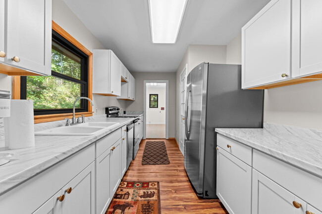 Building Photo - 154 Mashburn Branch Cove Rd