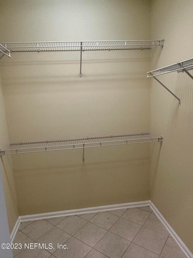 Building Photo - 3727 Creswick Cir