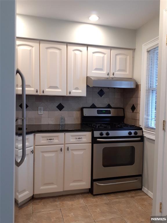 Building Photo - 116 71st St