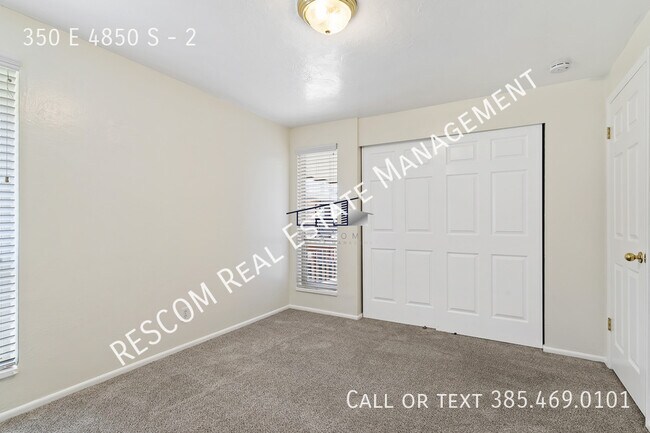 Building Photo - 350 E 4850 S