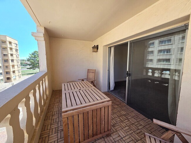 Building Photo - Beautiful 2 Bed/2 Bath Condo in Scottsdale...