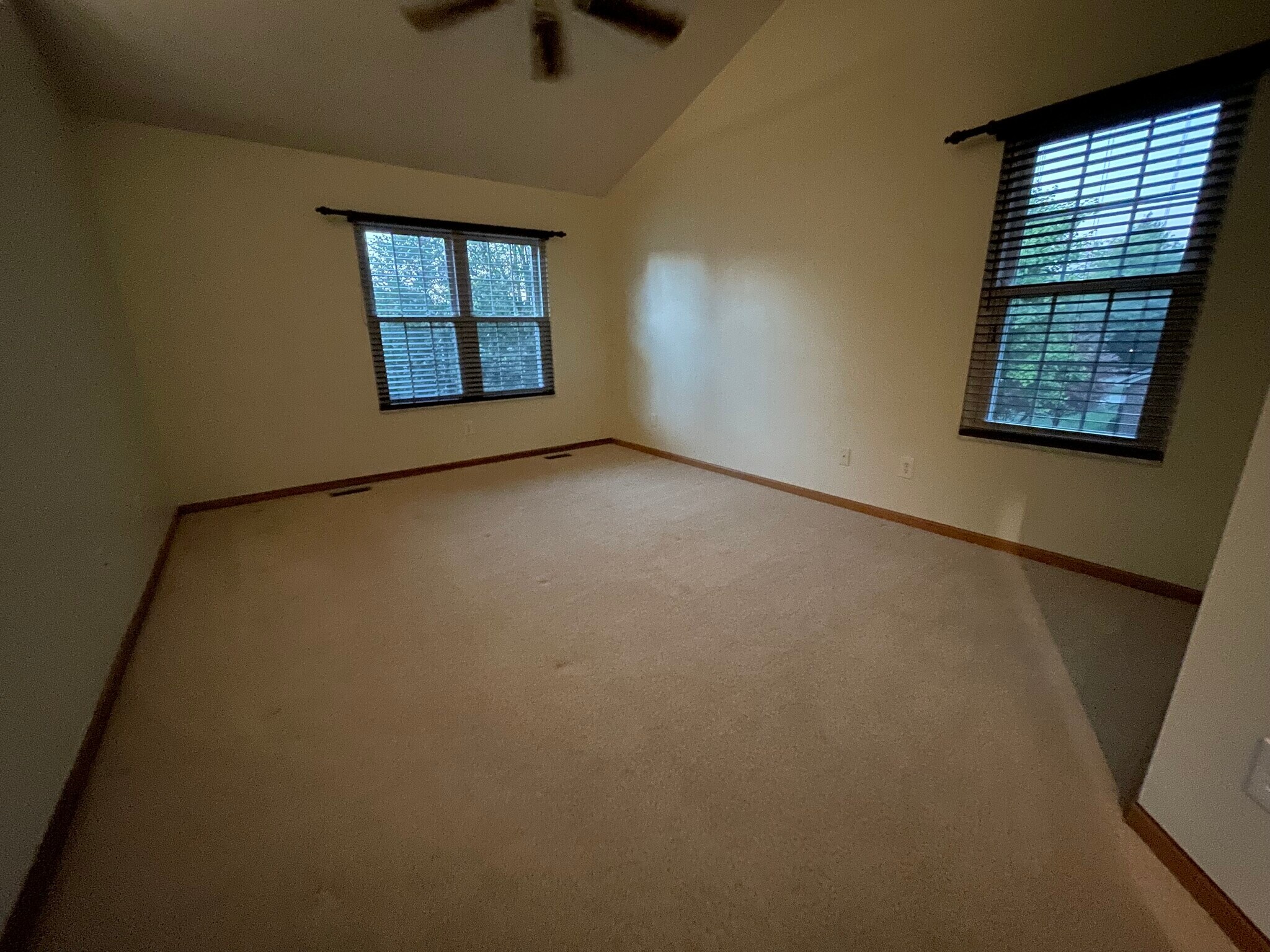 Building Photo - 6041 Holywell Dr