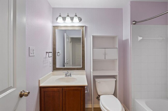 Building Photo - 1821 Indian Lodge Dr