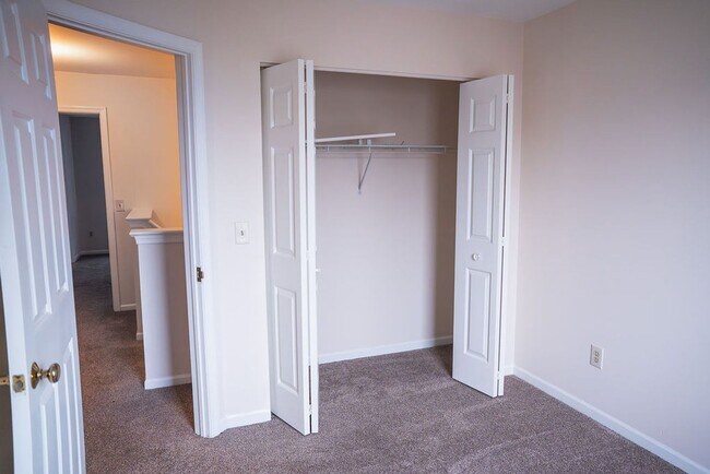 Building Photo - 149 Sunnyside Ln