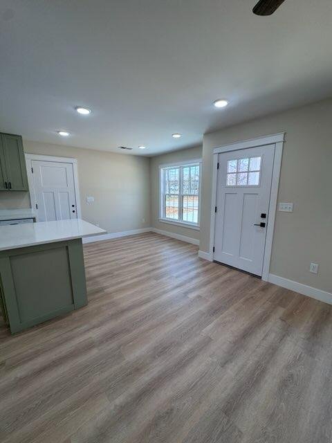 Building Photo - 809 Hillcrest Dr
