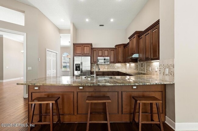 Building Photo - 337 S Mill View Way