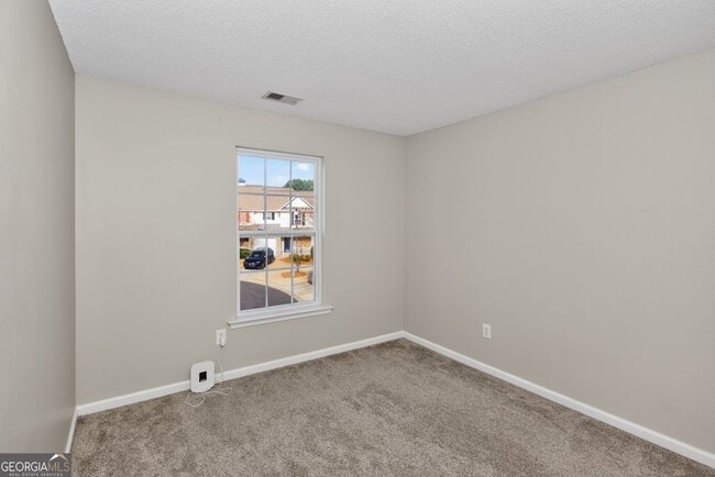 Building Photo - 304 Fox Overlook