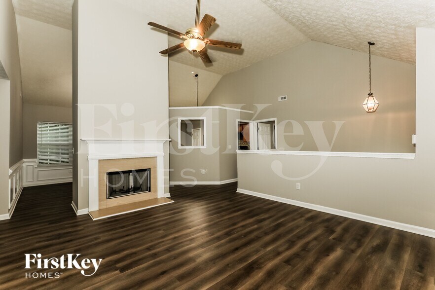 Building Photo - 708 Tullamore Way