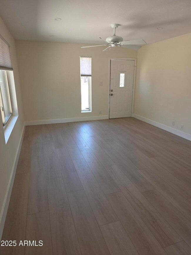 Building Photo - 14626 Yerba Buena Way