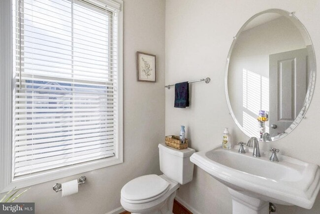 Building Photo - 13707 Petrel St