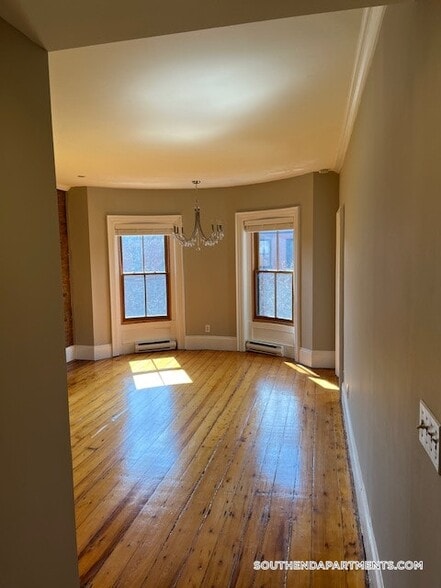 Building Photo - 127 Pembroke St