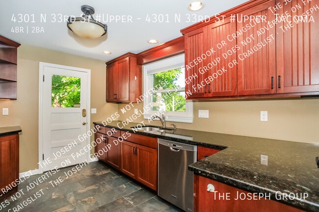 Building Photo - 4301 N 33rd St