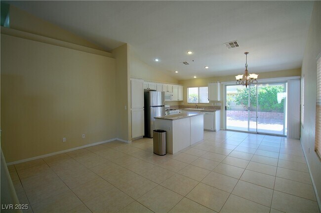 Building Photo - 9440 Celera Dr