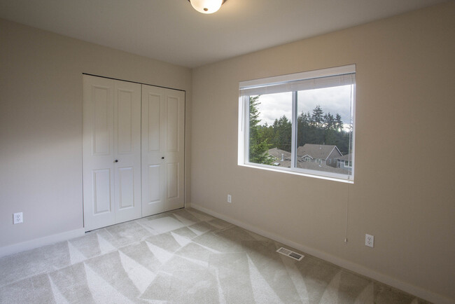 Building Photo - Beautiful 4 Bedroom in Bothell