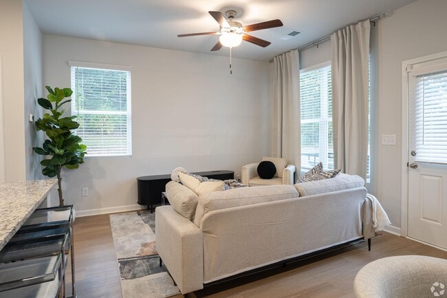 Building Photo - BRAND NEW 3 Bed 2.5 bathroom townhomes in Calhoun!