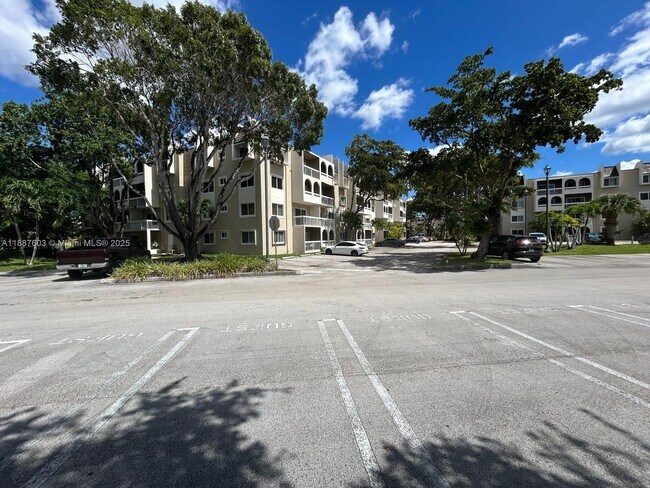 Building Photo - 7850 Camino Real