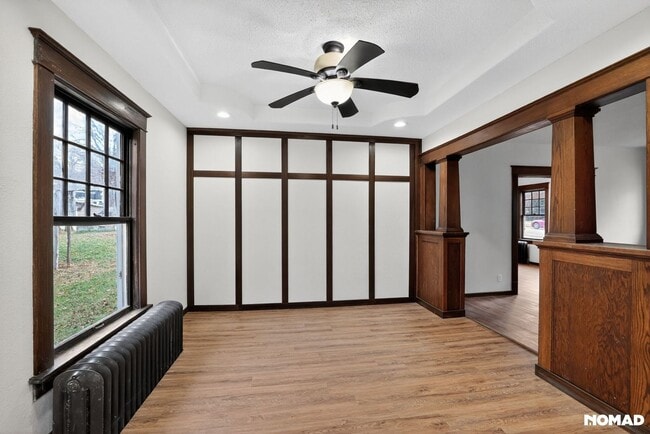 Building Photo - 329 S 2nd St