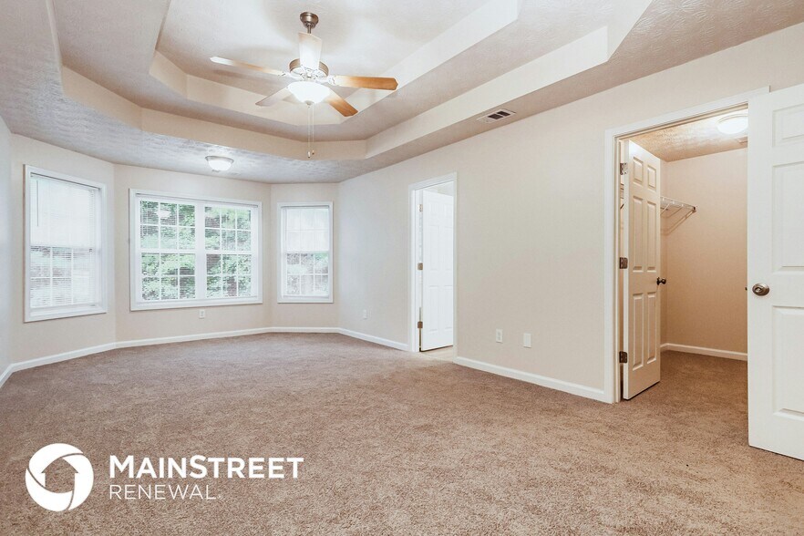 Building Photo - 35 Spring Valley Keep