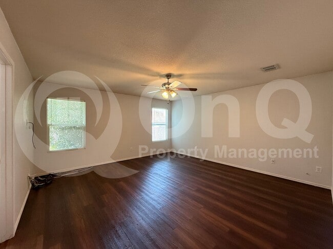 Building Photo - 8956 Preakness Cir