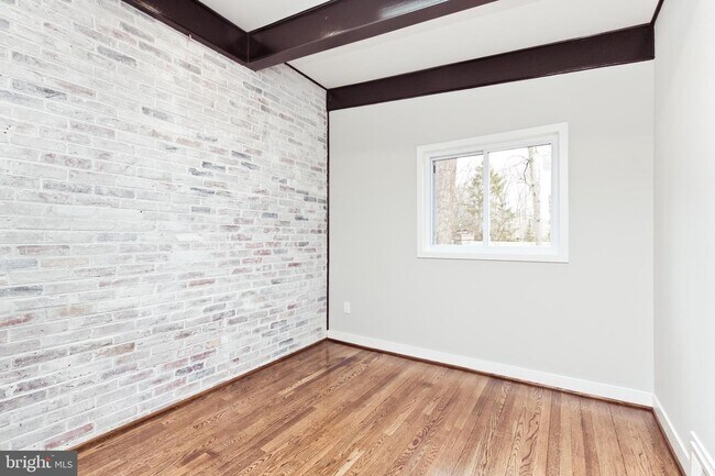 Building Photo - 3507 Gallows Rd