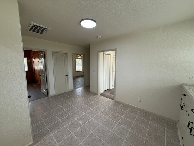 Building Photo - Newly remodeled country home!