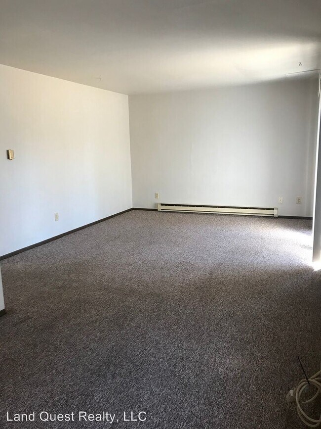 2516 Northwestern Ave 2516 Northwestern Ave Racine WI 53404