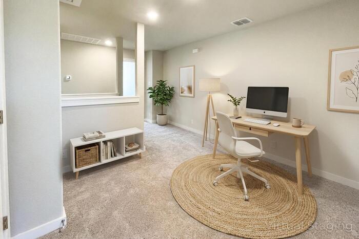 Building Photo - 10402 Ida Gdn Wy