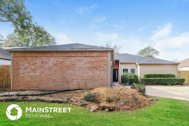 Building Photo - 4719 Hidden Springs Dr