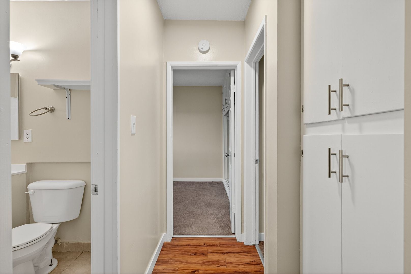 Building Photo - 210 E 29th St