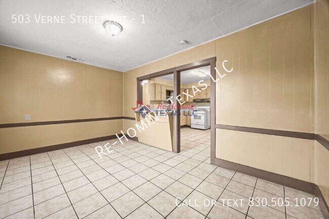 Building Photo - 503 Verne St