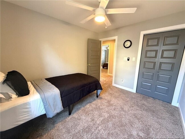 Building Photo - 171 Apache Trail