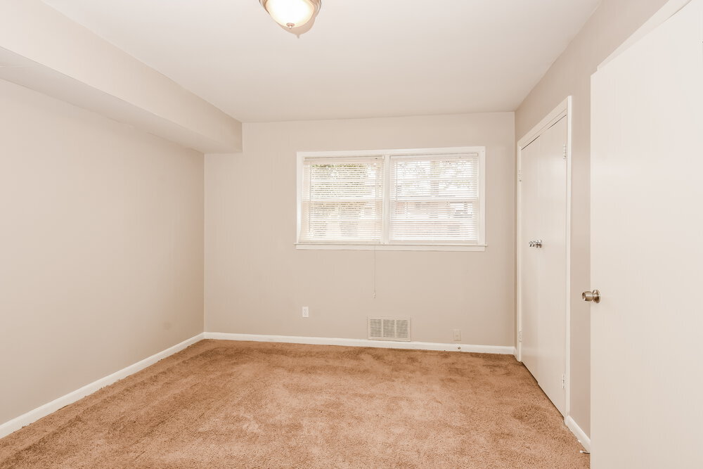 Building Photo - 2500 Pine Branch Way