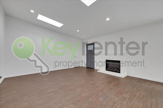 Building Photo - 8133 Molokai Way